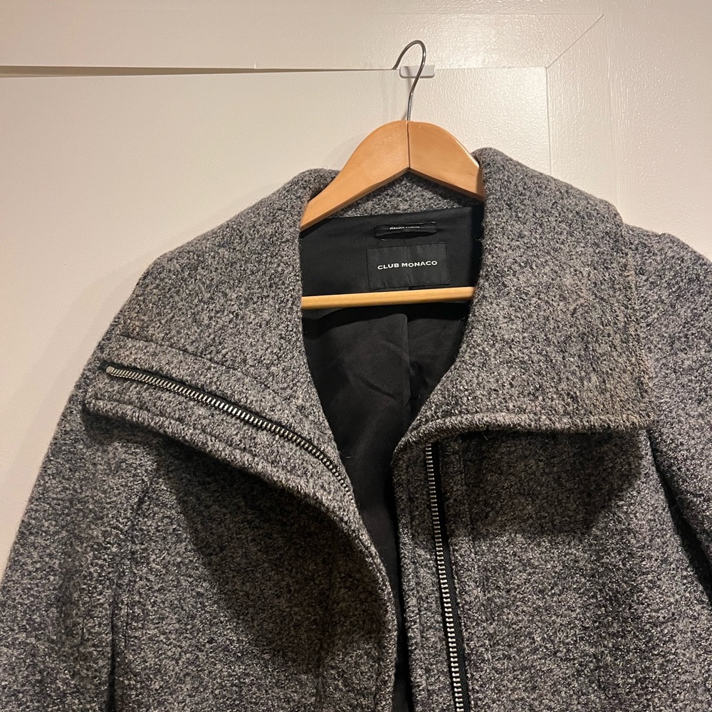 Club Monaco gray coat. - Picture 3 of 8